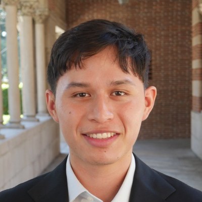 Portrait of Alex Reyes Aranda